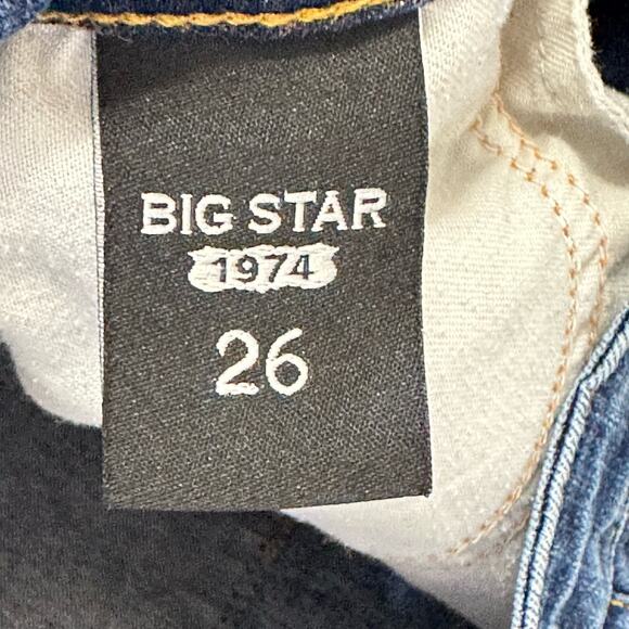 Big Star Low Rise Cut Off Denim Shorts Size 26 - Picture 3 of 8